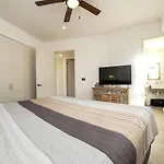 New And Fully Equipped 2 Bedroom Apartment In Aldea Zama - Qs17